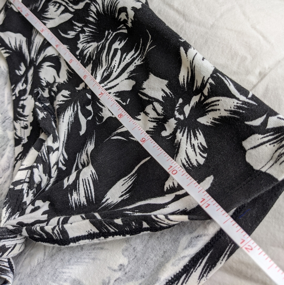 Dingolay EUC floral 2 Piece skirt set crop tie top small Barbados black white - Picture 16 of 16